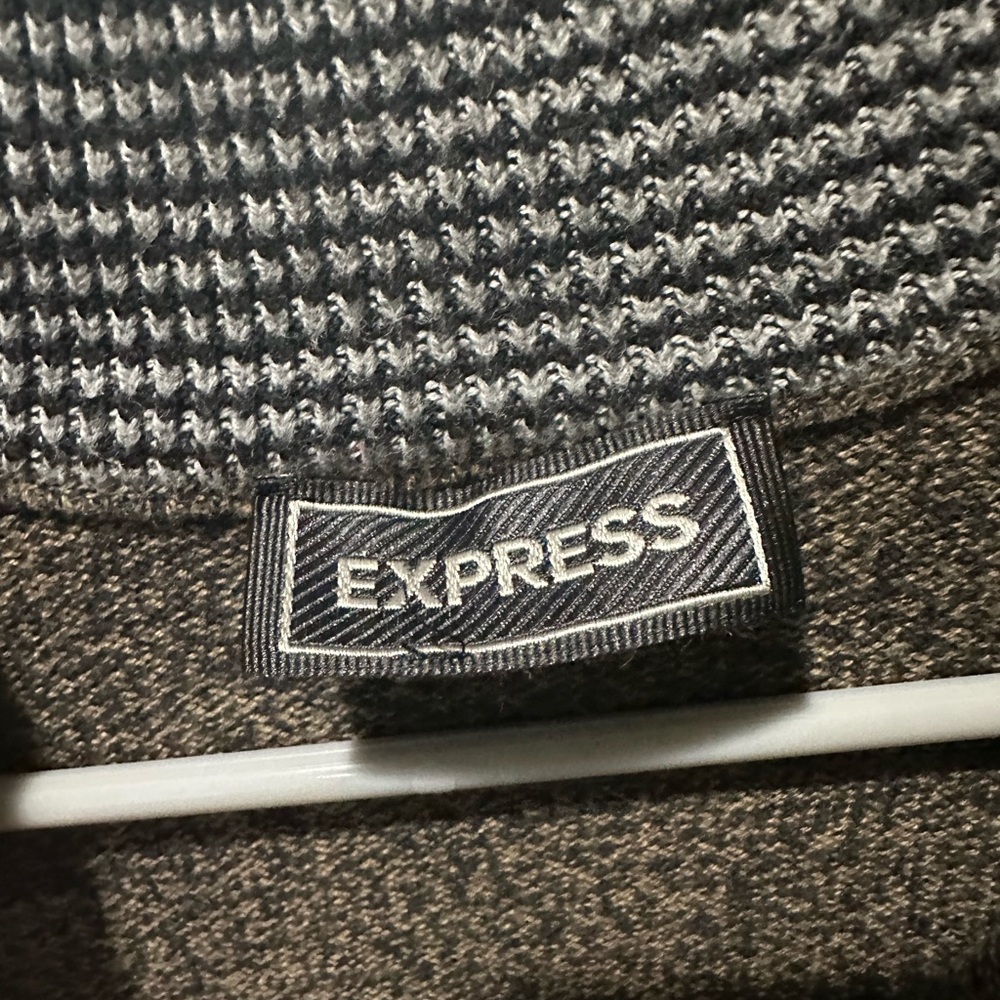 Small- Medium Express Quarter Zip - image 3